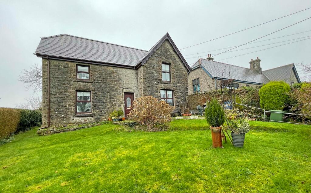 3 bedroom detached house for sale in Talwrn, Llangefni, Isle of ...