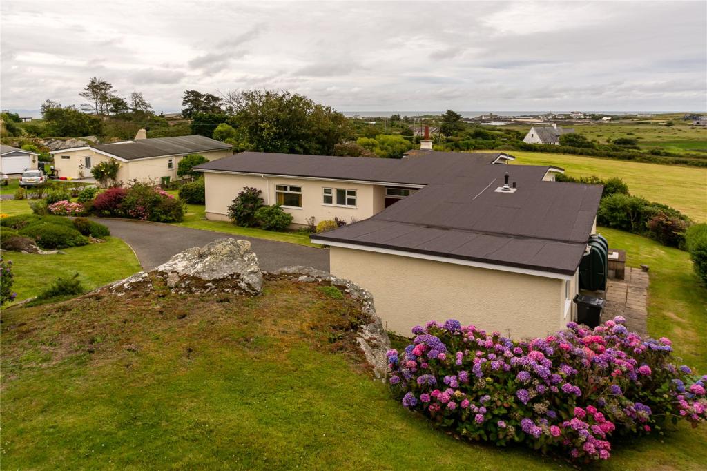 4 bedroom bungalow for sale in Pentre Gwyddel, Rhoscolyn, Holyhead