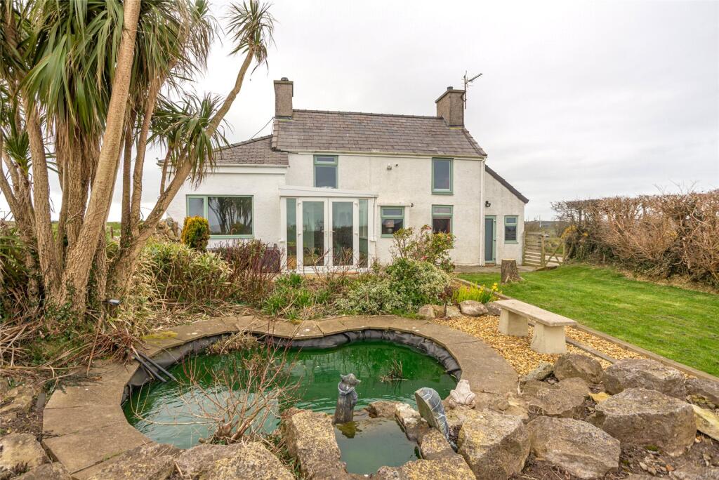 Main image of property: Pencraigwen, Llannerch-y-Medd, Isle of Anglesey, LL71
