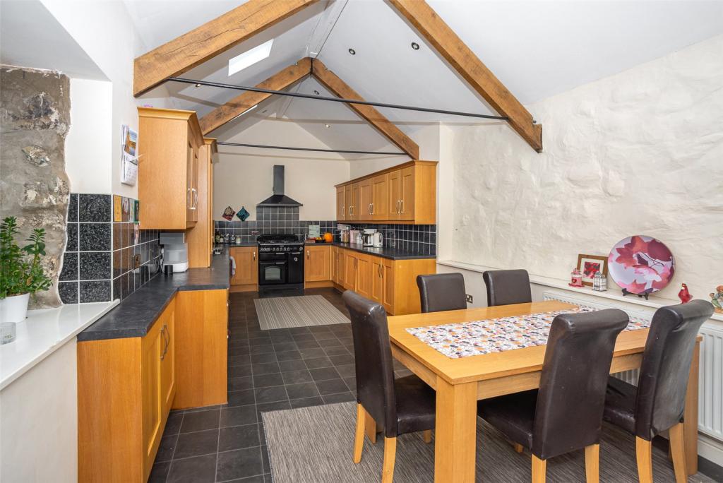 3 bedroom semidetached house for sale in Waunfawr, Caernarfon, LL55
