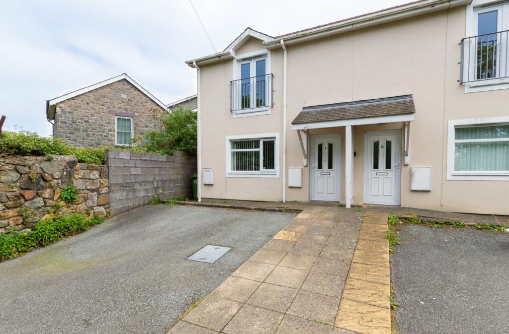 2 bedroom semidetached house for sale in Mark Lane, Caernarfon