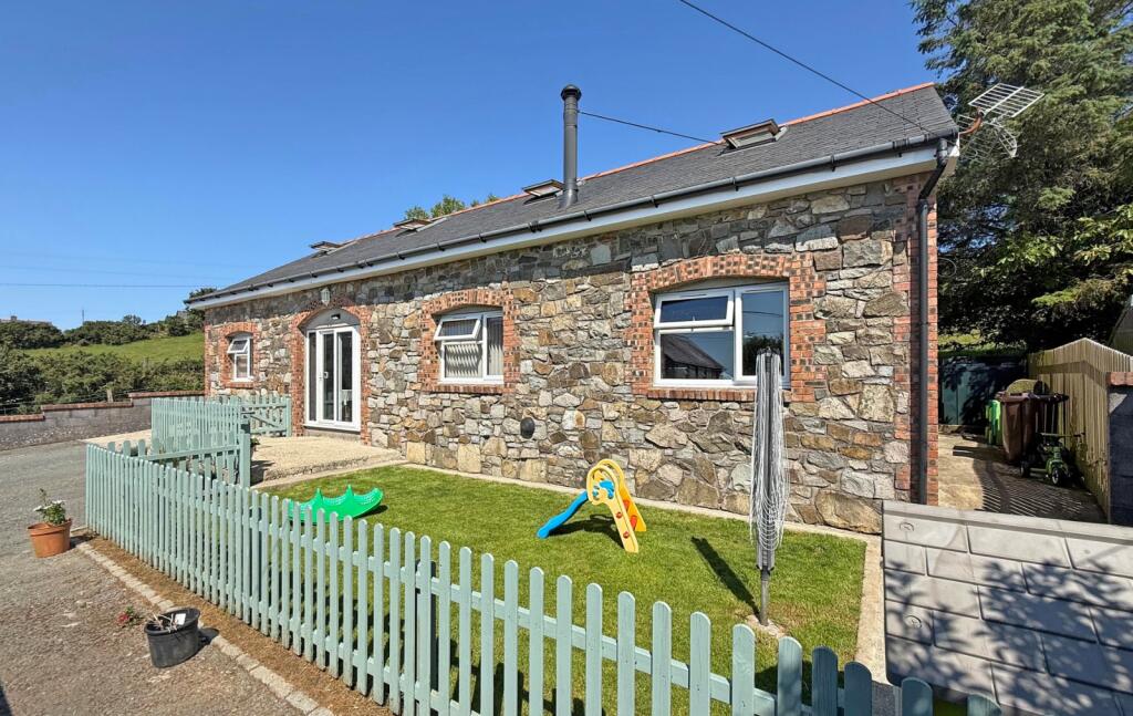 Main image of property: Llithfaen, Pwllheli, Gwynedd, LL53