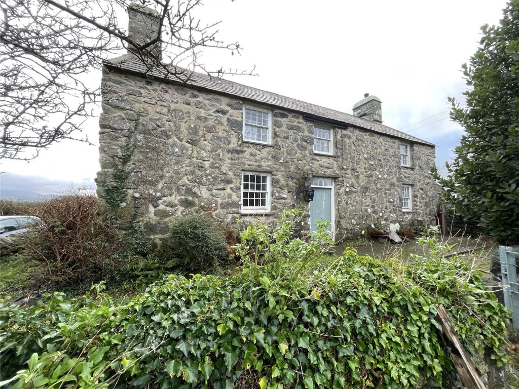 Main image of property: Llanfaglan, Caernarfon, Gwynedd, LL54