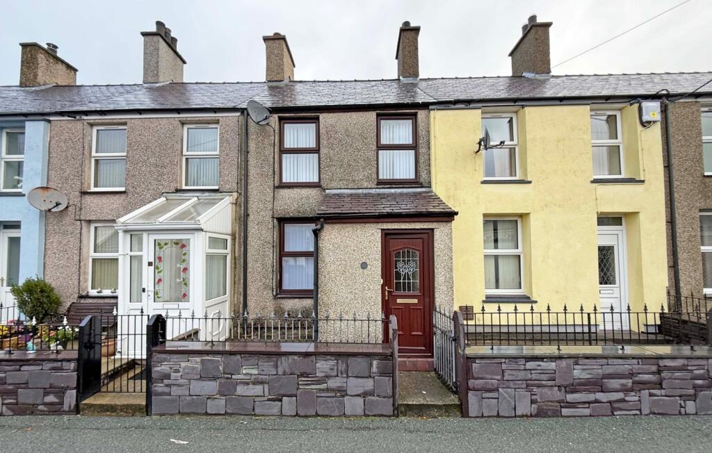 Main image of property: Marian Terrace, Deiniolen, Caernarfon, Gwynedd, LL55