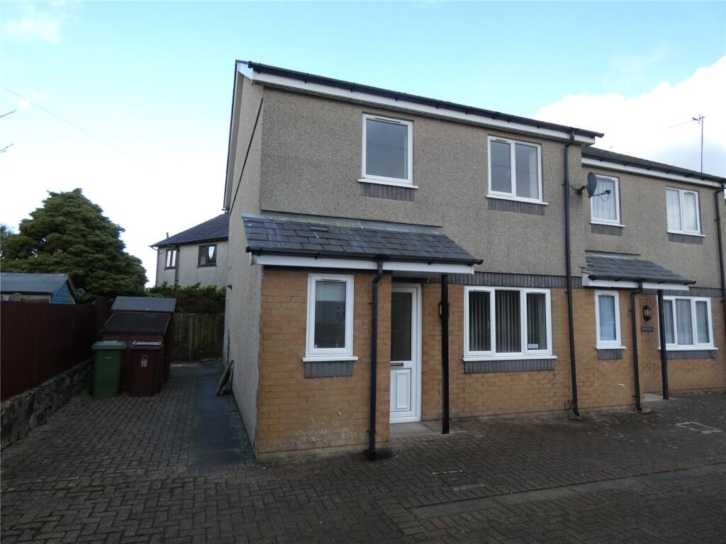 Main image of property: The Square, Llanrug, Caernarfon, Gwynedd, LL55