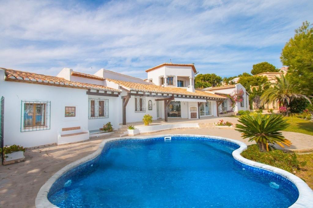 7 bedroom villa for sale in Moraira, Alicante (Costa Blanca), Spain