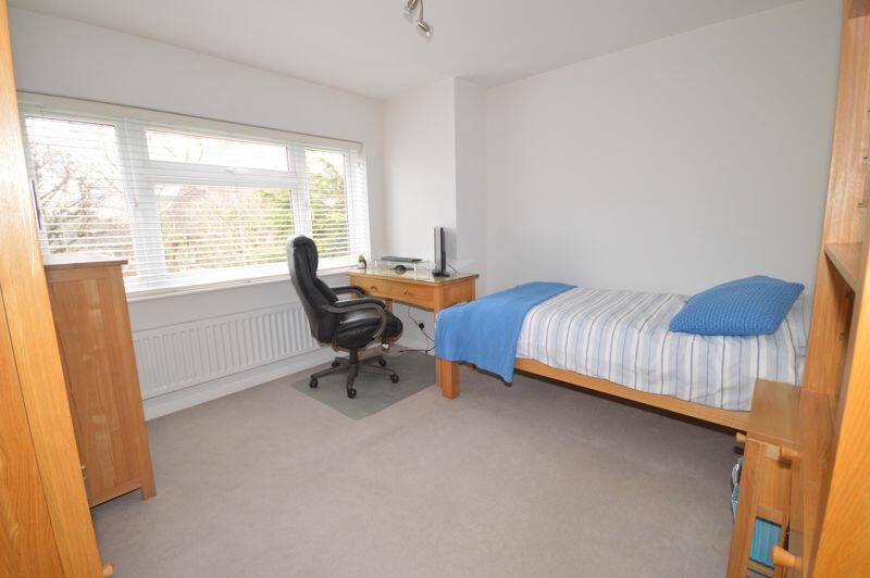 5 bedroom detached house for sale in Weston Turville, HP22