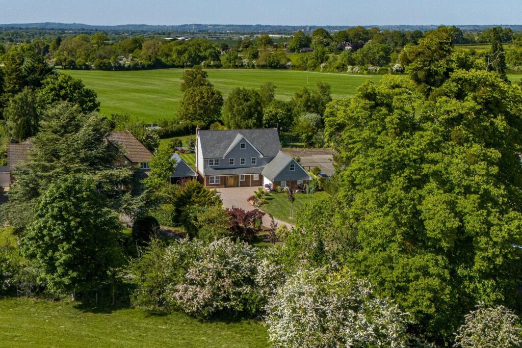 Main image of property: Ellesborough Road, Butlers Cross, HP17
