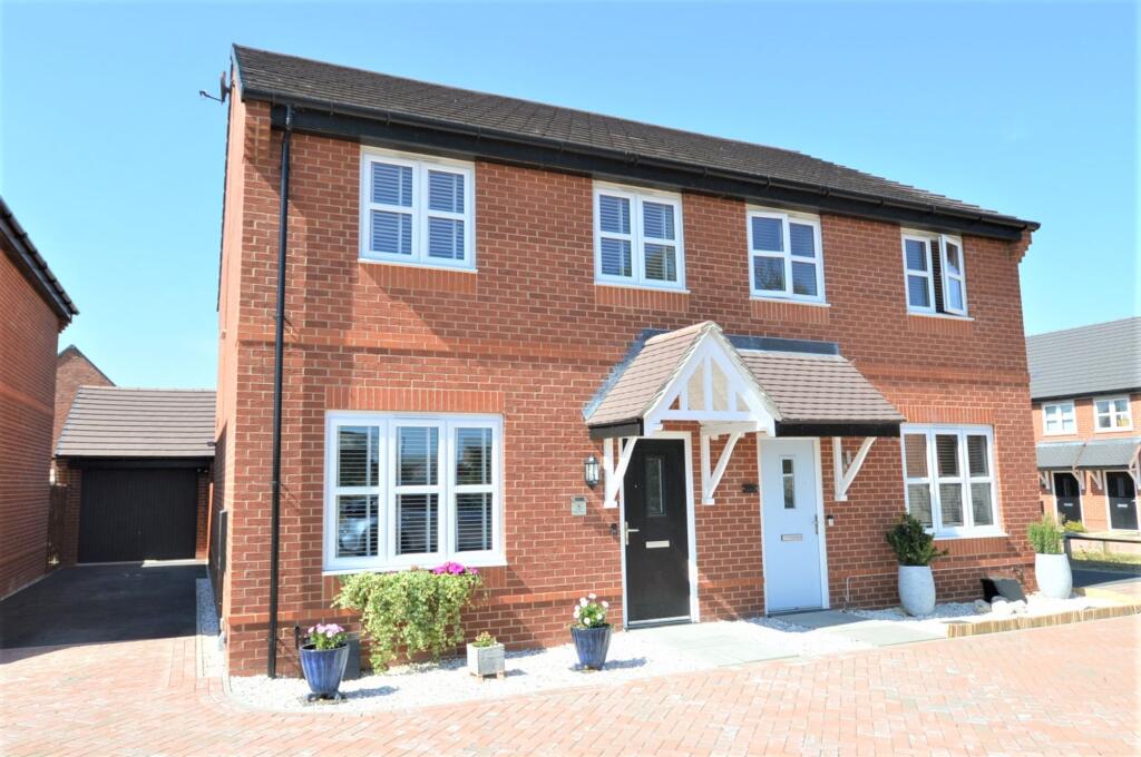 Main image of property: Handel Grove, Aylesbury, HP21