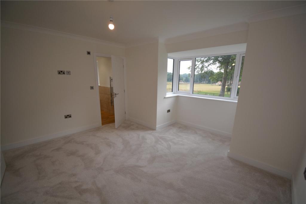 4 bedroom detached house for sale in Sheeprake Lane, Bridlington, East