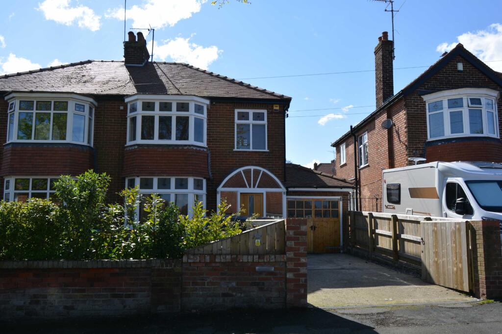 3 bedroom semidetached house for sale in St. Columba Road, Bridlington