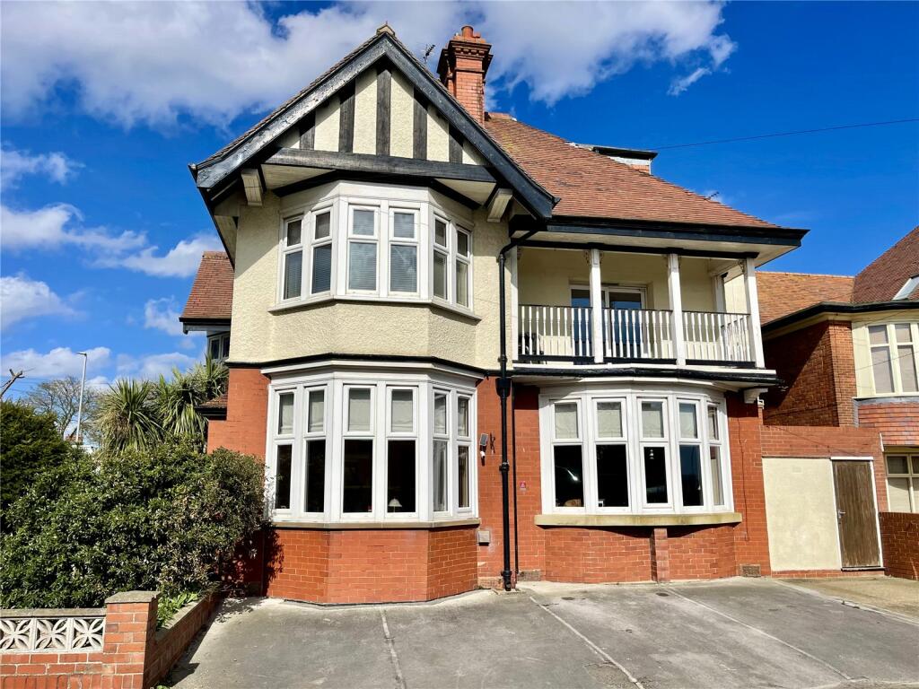 1 bedroom apartment for sale in Cardigan Road, Bridlington, East