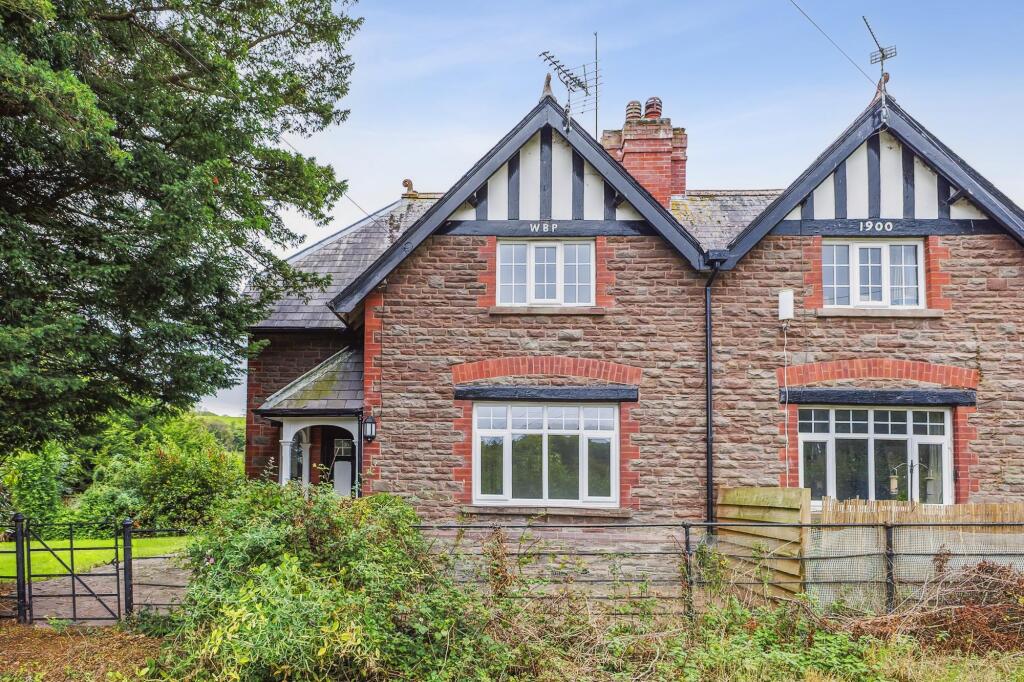 Main image of property: Bacton HR2