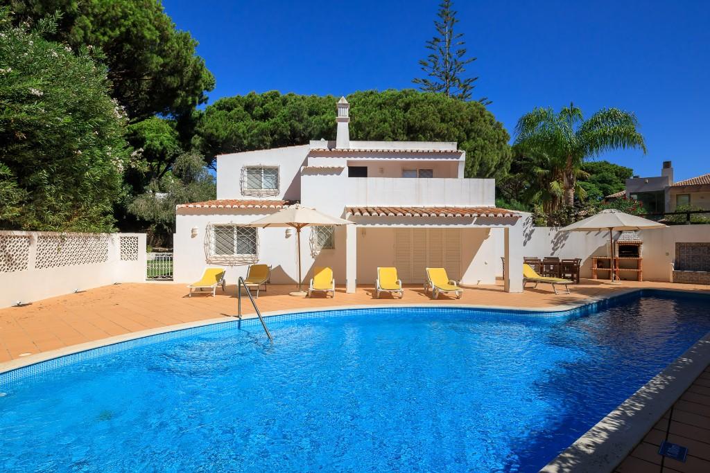 4 bedroom detached villa for sale in Vale do Lobo, Algarve, Portugal