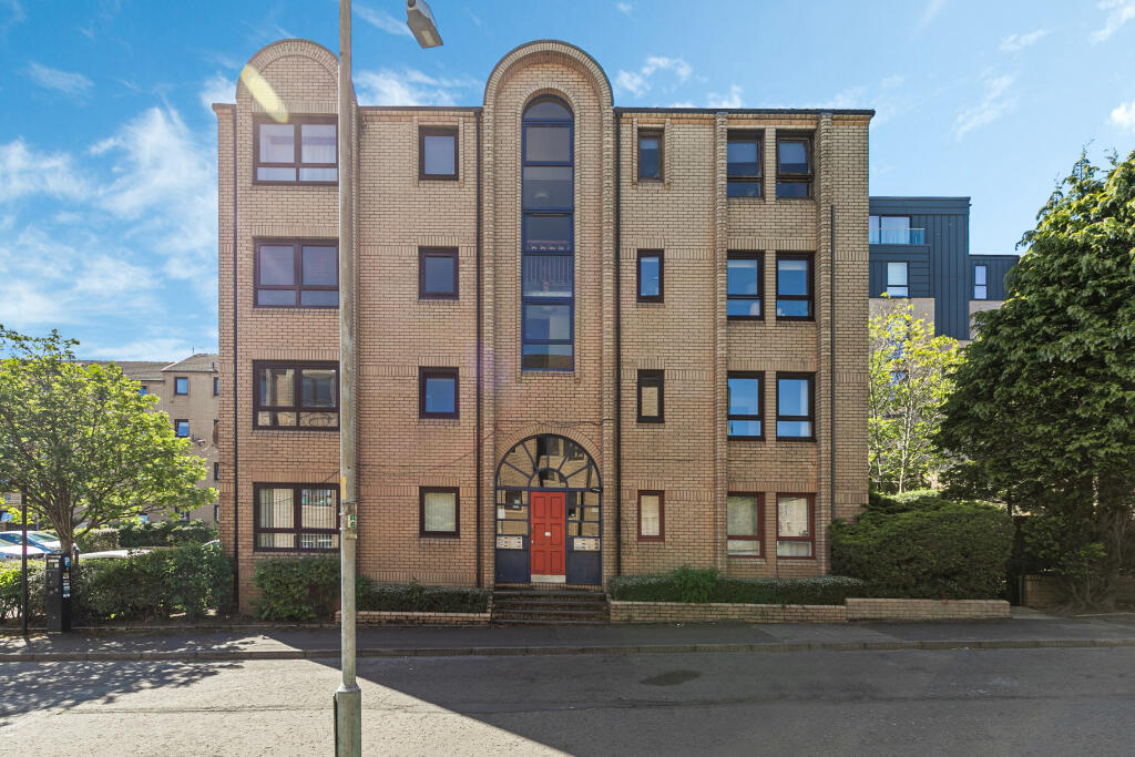 Main image of property: Flat 6 60 Lumsden Street, Yorkhill, G3