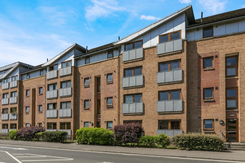 Main image of property: Flat 3/1, 175 Craighall Road, Glasgow, G4