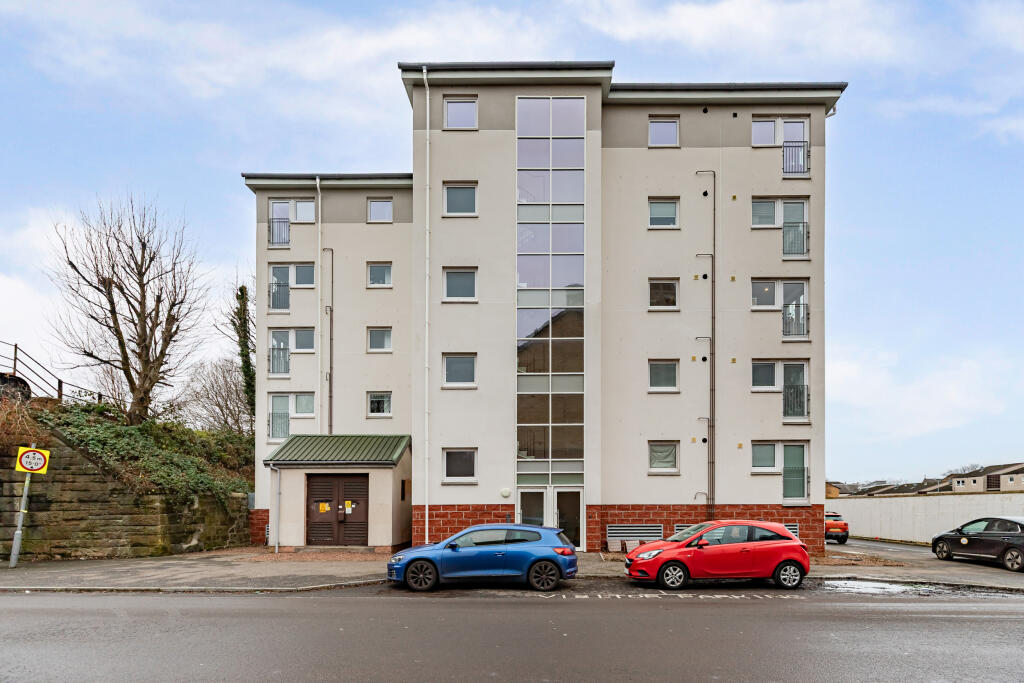 Main image of property: Flat 3/3, 30 Squire Street, Whiteinch, G14