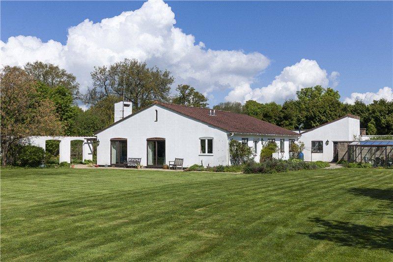 7 bedroom detached house for sale in Ranmore Common, Dorking, Surrey, RH5