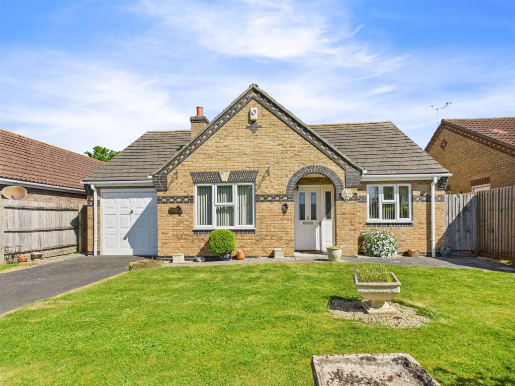 Main image of property: Stones Close, Hogsthorpe