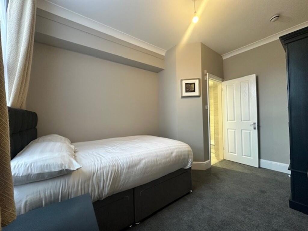 Main image of property: North Parade, Room 2