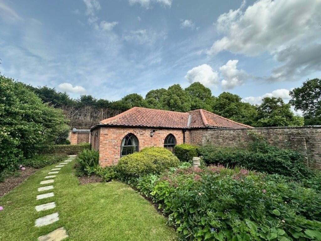 Main image of property: The Gatehouse, Water Fulford Hall