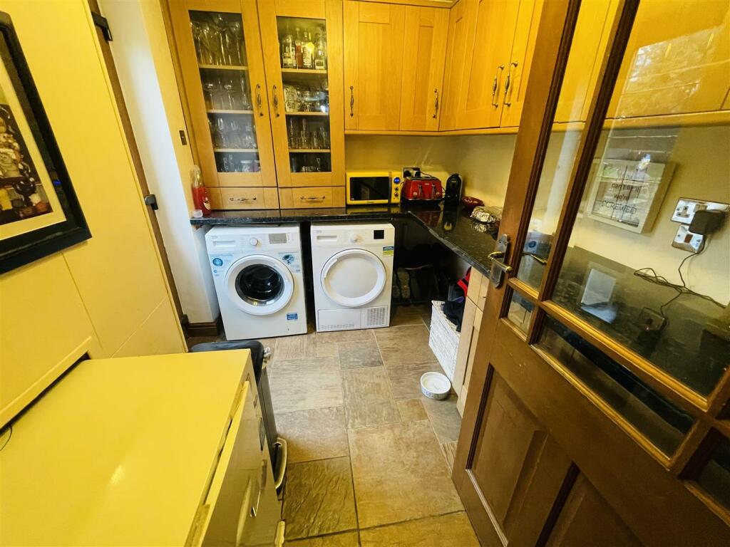 Additional property image - Falcon Close, Whitestone
