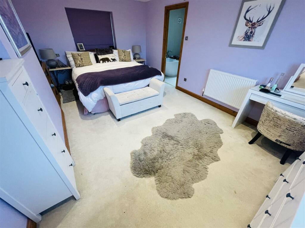 Additional property image - Falcon Close, Whitestone