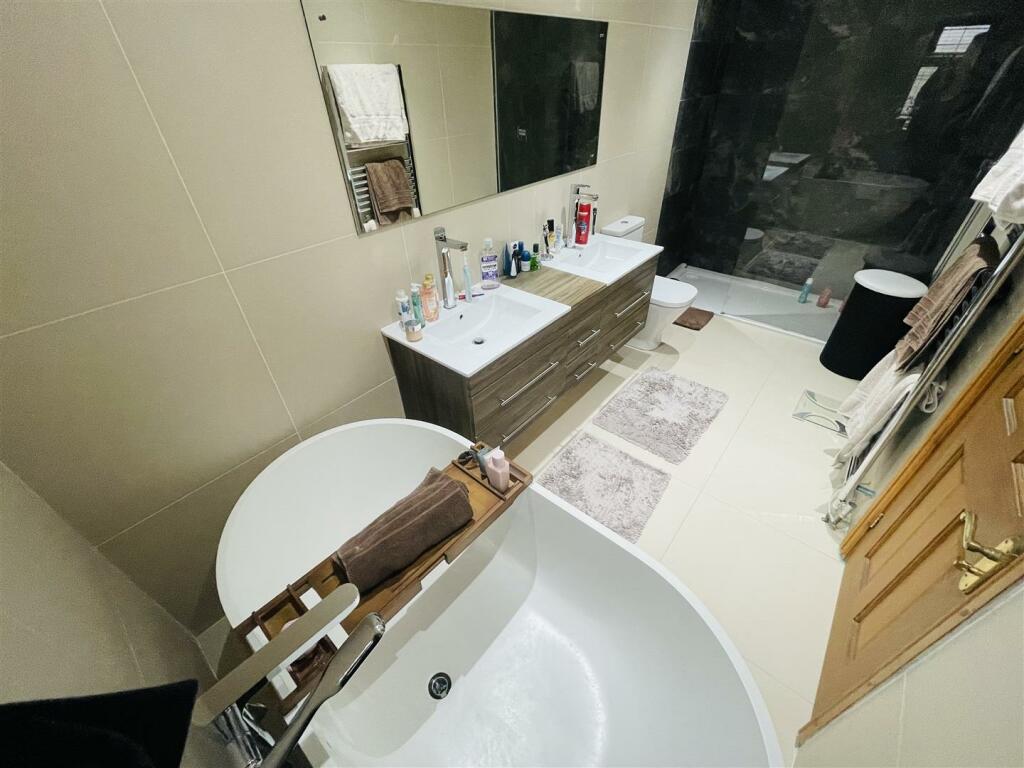 Additional property image - Falcon Close, Whitestone