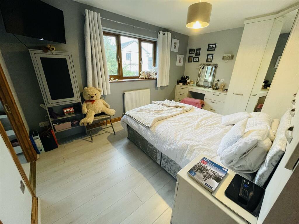 Additional property image - Falcon Close, Whitestone