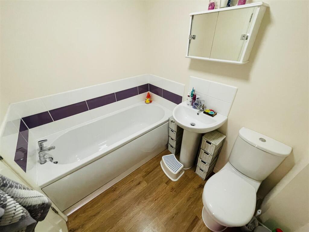 Additional property image - Queen Elizabeth Road, Nuneaton