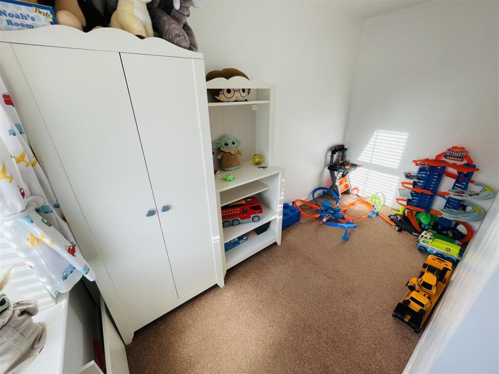 Additional property image - Queen Elizabeth Road, Nuneaton