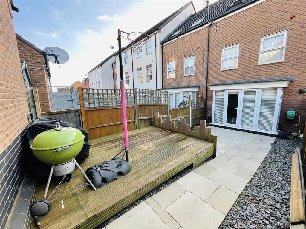 Additional property image - Queen Elizabeth Road, Nuneaton