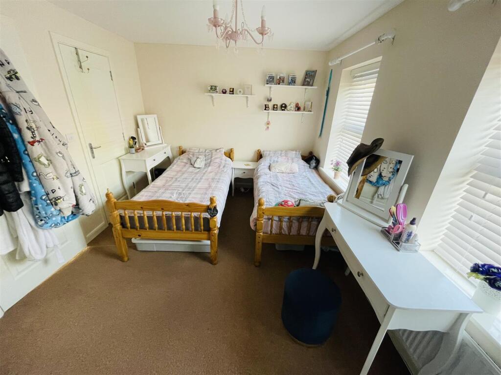 Additional property image - Queen Elizabeth Road, Nuneaton