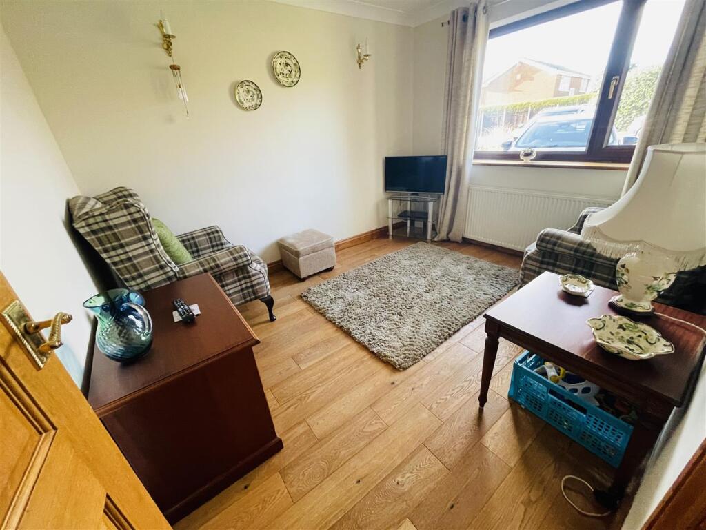 Additional property image - Middelburg Close, Whitestone