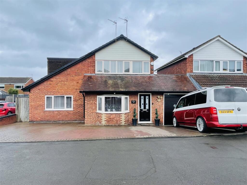 Main image of property: Kinross Close, Off The Raywoods,
