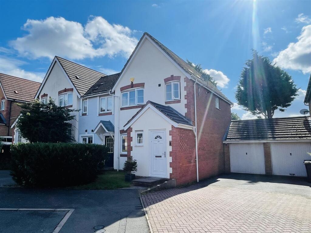 Main image of property: Eden Court, Nuneaton