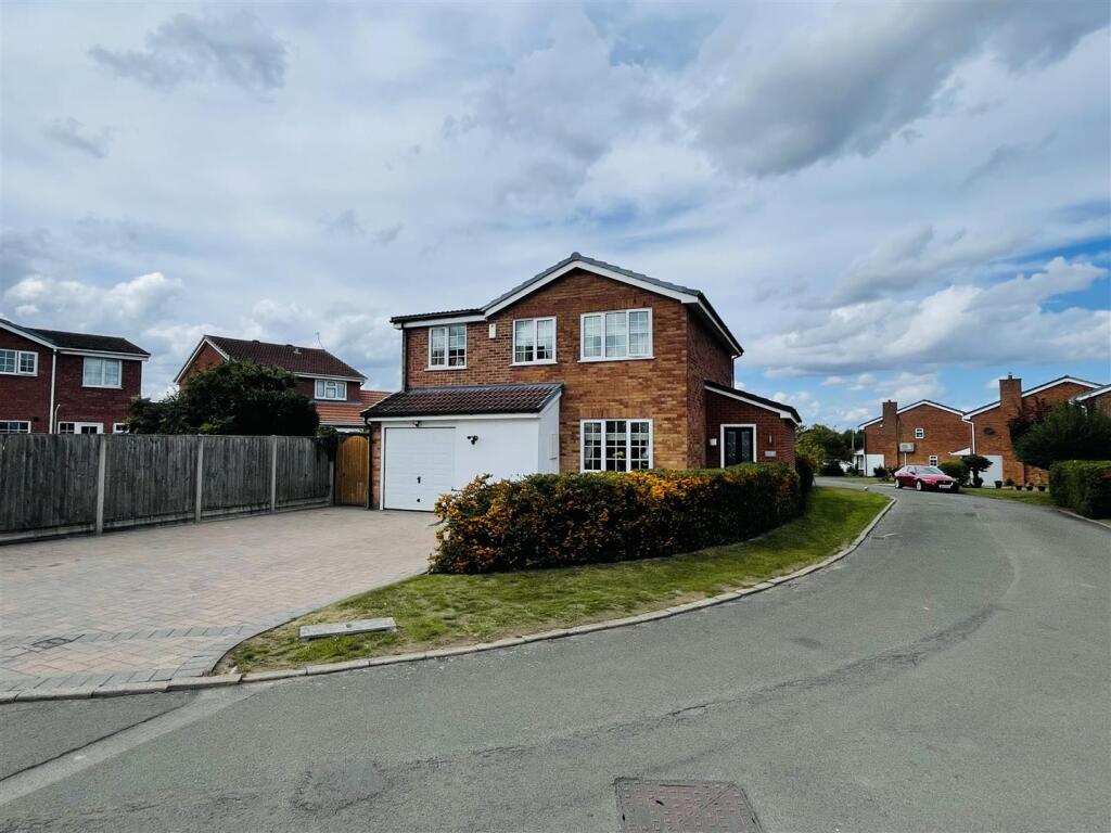Main image of property: Foxhills Close, Whitestone, Nuneaton