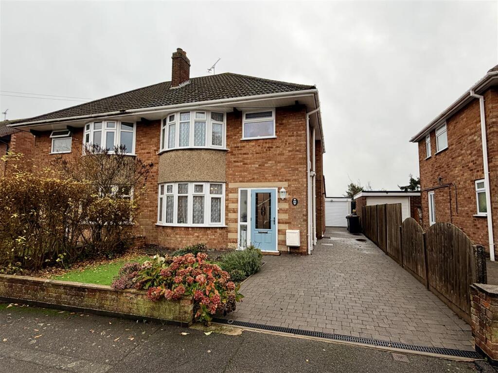 Main image of property: Barbridge Road, Bulkington