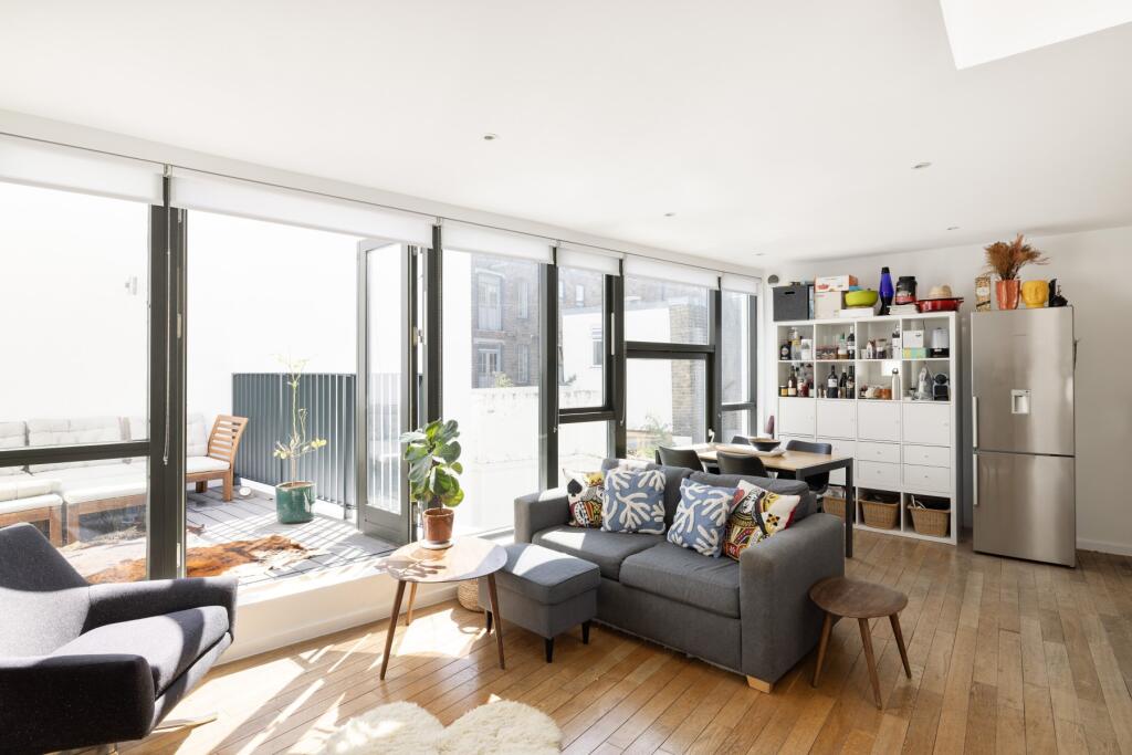 Main image of property: Colony Mews, N1