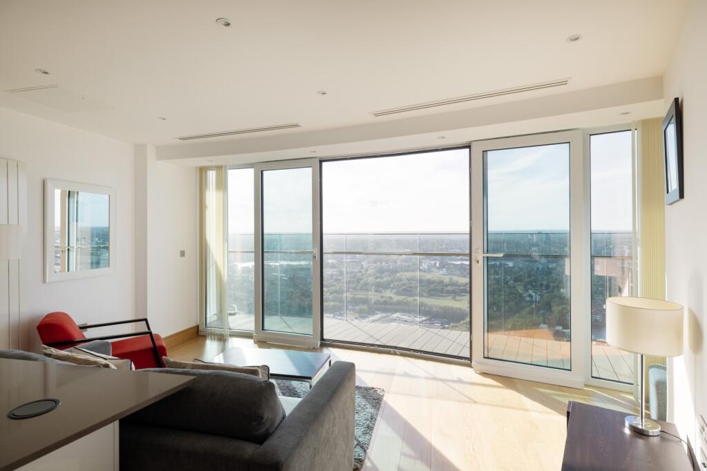 Main image of property: Arena Tower, Crossharbour Plaza, E14