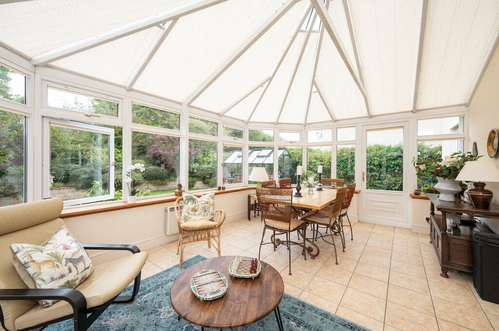 5 bedroom detached house for sale in Alderston Gardens, Haddington