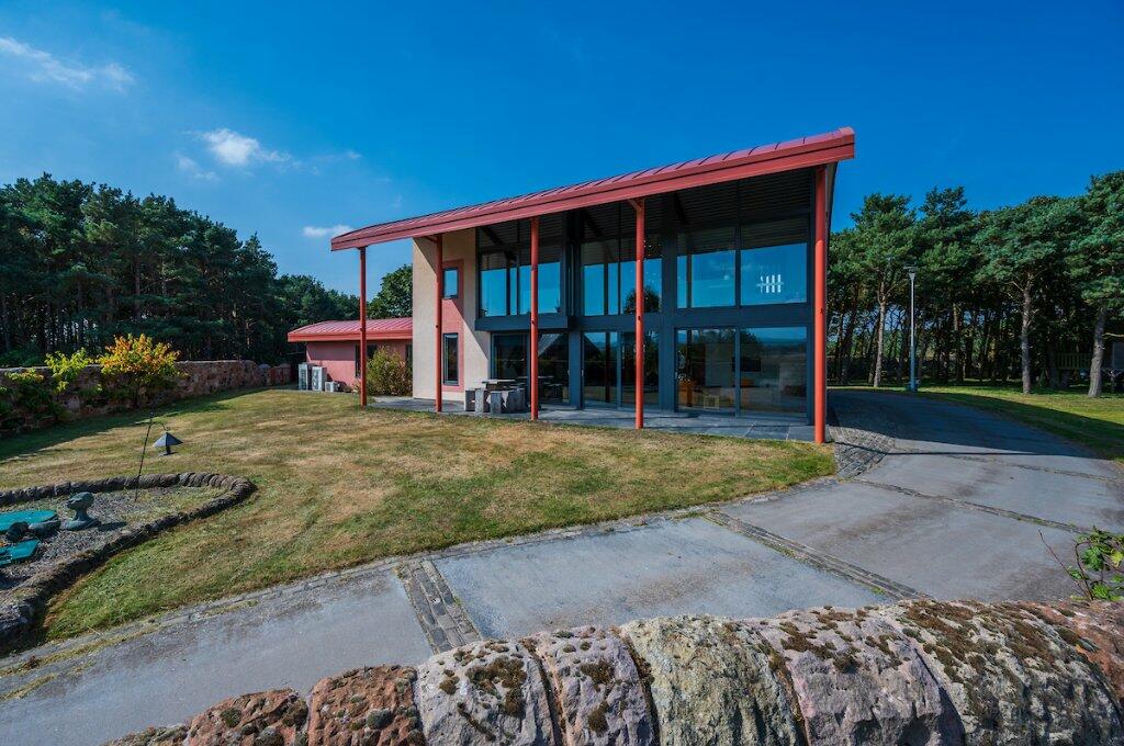 5 bedroom detached house for sale in East Links Of Hedderwick Hill, Belhaven, Dunbar, East