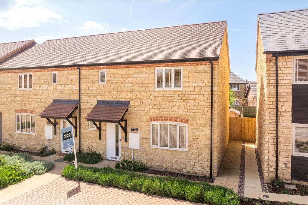 Main image of property: Cuckoo Hill Farm, Castlethorpe Road, Hanslope, Milton Keynes, Buckinghamshire, MK19