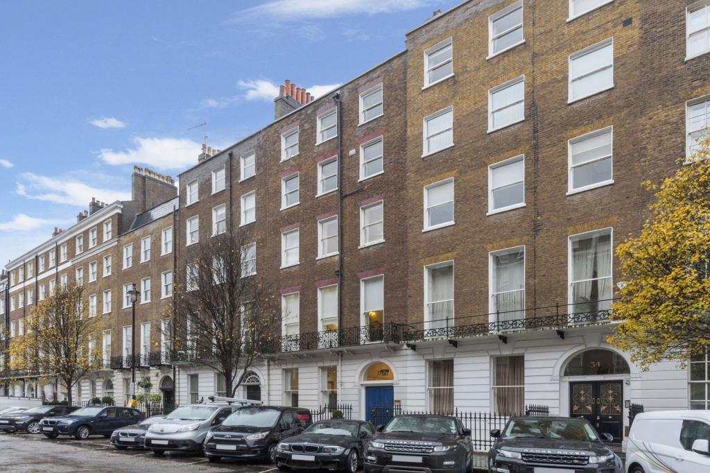 Terraced House For Sale In Devonshire Place, Marylebone Viillage 