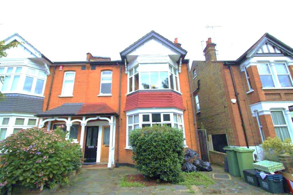 Main image of property: Eastwood Road, London, E18