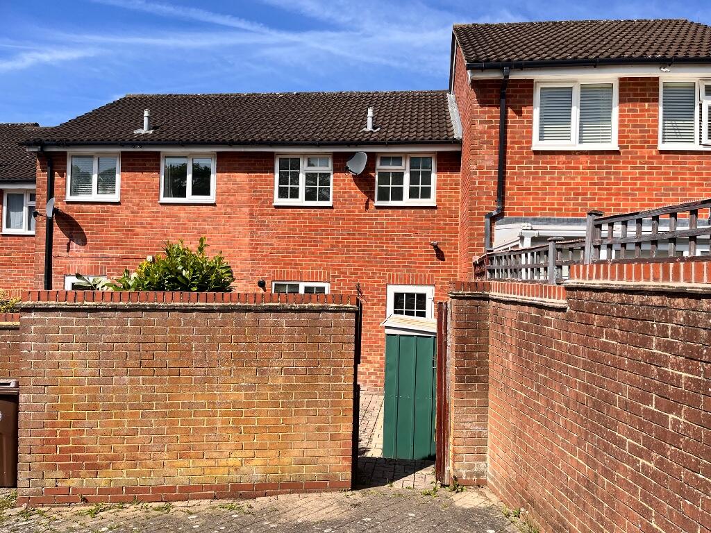Main image of property: Wendover Heights, Old Tring Road, Wendover, HP22