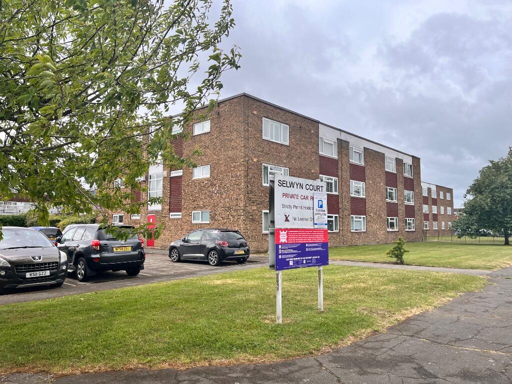 Main image of property: Selwyn Court, Long Meadow, Bedgrove, Aylesbury, Buckinghamshire, HP21