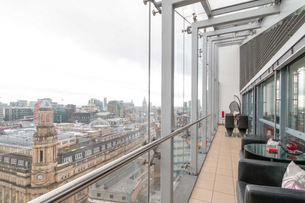 3 bedroom duplex for sale in No1 Deansgate, Manchester, M3