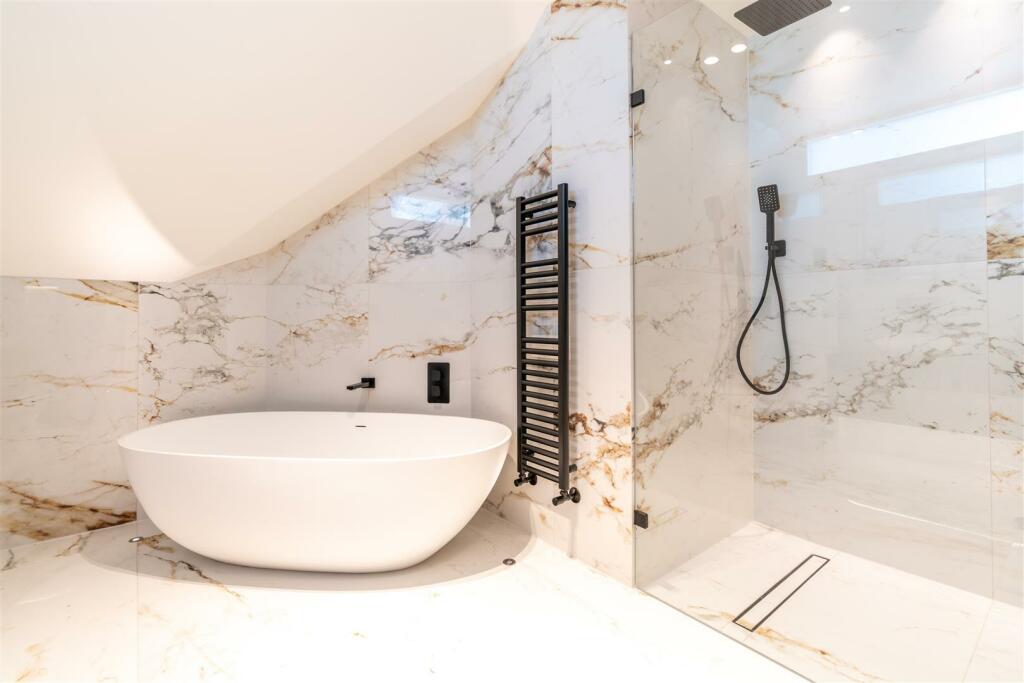 Additional property image - Broomhills Chase, Little Burstead, Billericay