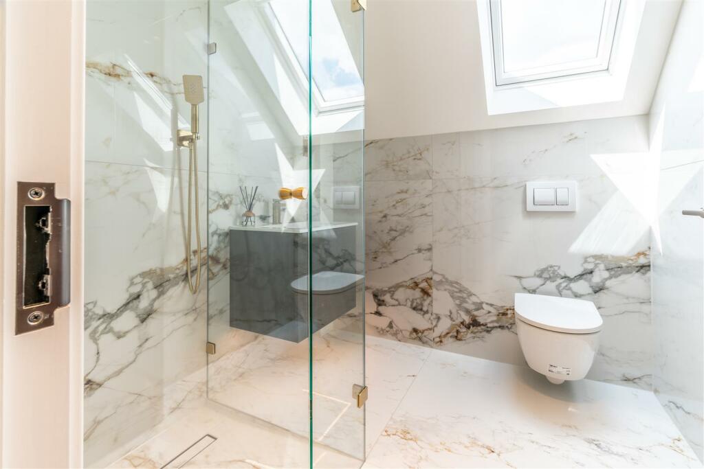 Additional property image - Broomhills Chase, Little Burstead, Billericay